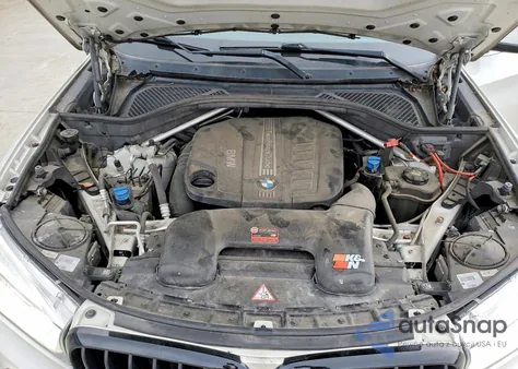 2015 BMW X5 xDrive35D z USA, uszkodzony, nr VIN 5UXKS4C57F0J97824